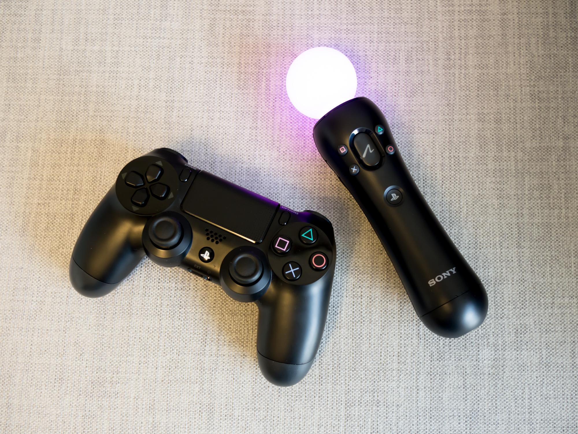 Playstation Moveコントローラーが充電されない場合の対処方法 Usbケーブルを接続しても赤ランプが点灯しない場合など Fulldive フルダイブ